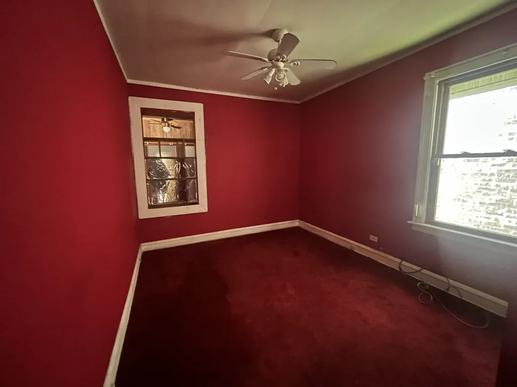 8906 South Hermitage Avenue Chicago IL 60620