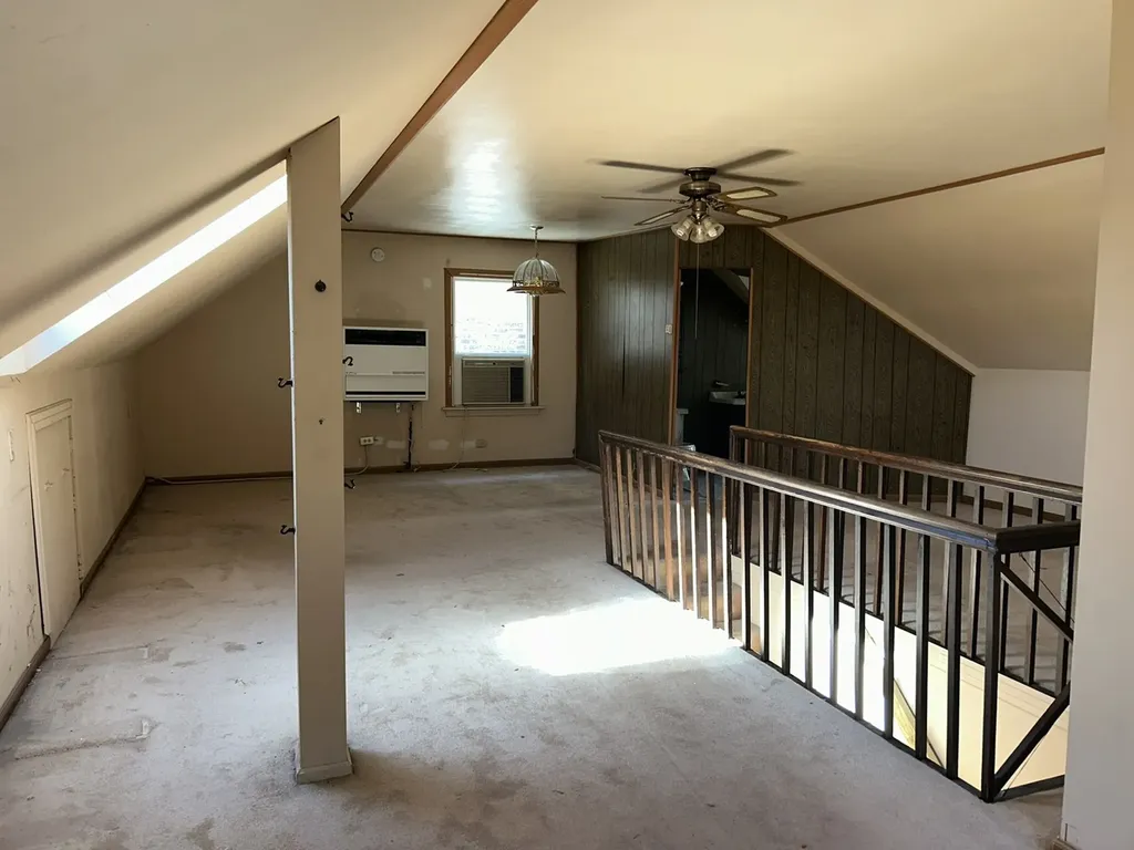 8906 South Hermitage Avenue Chicago IL 60620