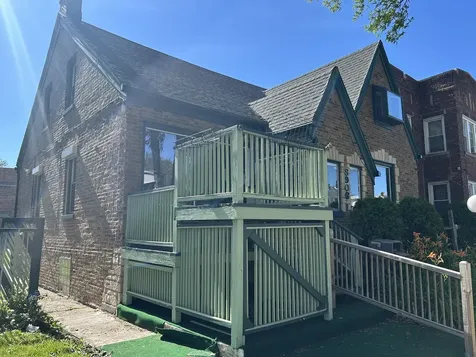 8906 South Hermitage Avenue Chicago IL 60620