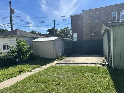 8906 South Hermitage Avenue Chicago IL 60620
