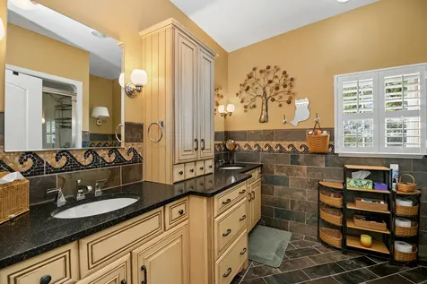 23036 Pinehurst Drive Frankfort IL 60423