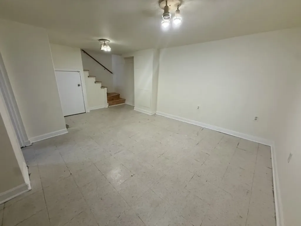 4304 South Christiana Avenue Chicago IL 60632