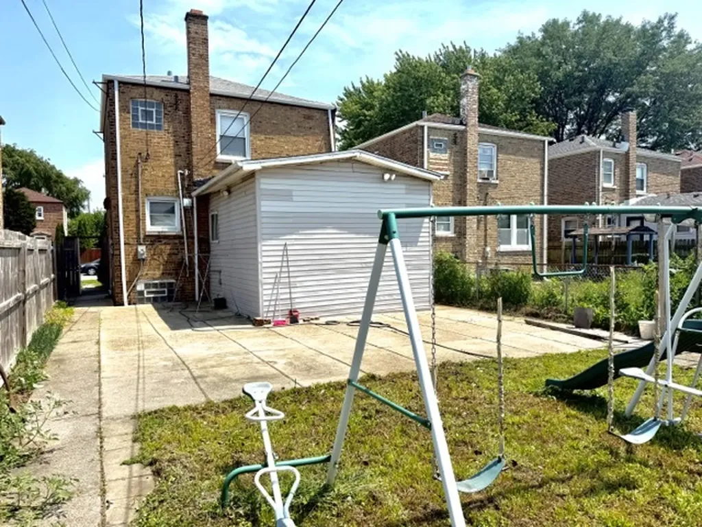 4304 South Christiana Avenue Chicago IL 60632