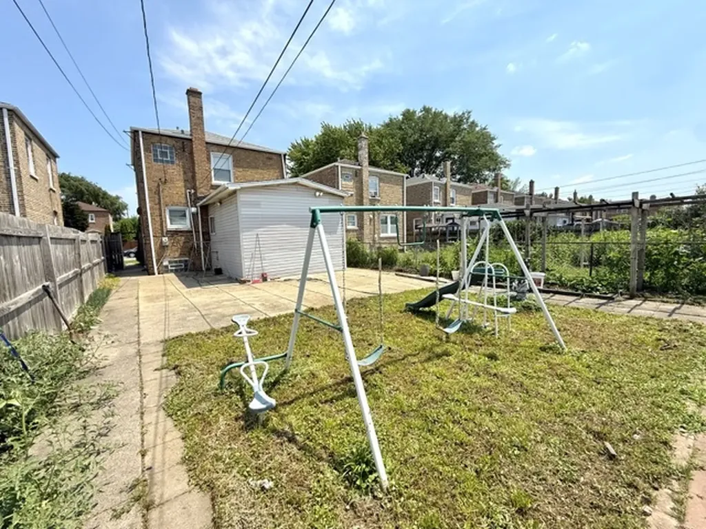 4304 South Christiana Avenue Chicago IL 60632