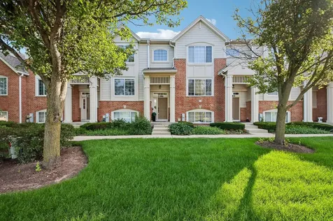 3386 Sanctuary Drive Elgin IL 60124