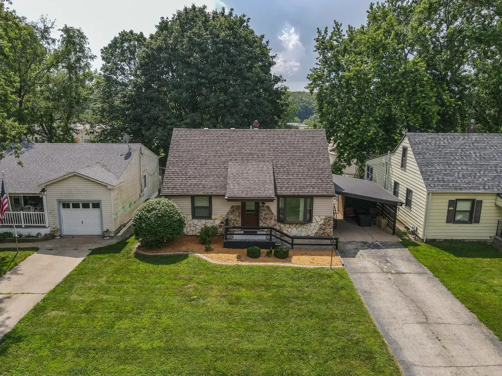 1345 Inglesh Avenue Kankakee IL 60901