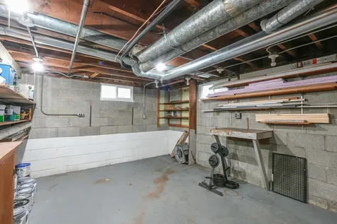 1345 Inglesh Avenue Kankakee IL 60901