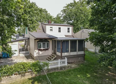 1345 Inglesh Avenue Kankakee IL 60901