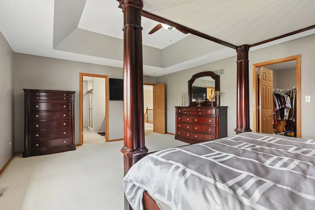 10536 Pentagon Drive Orland Park IL 60467