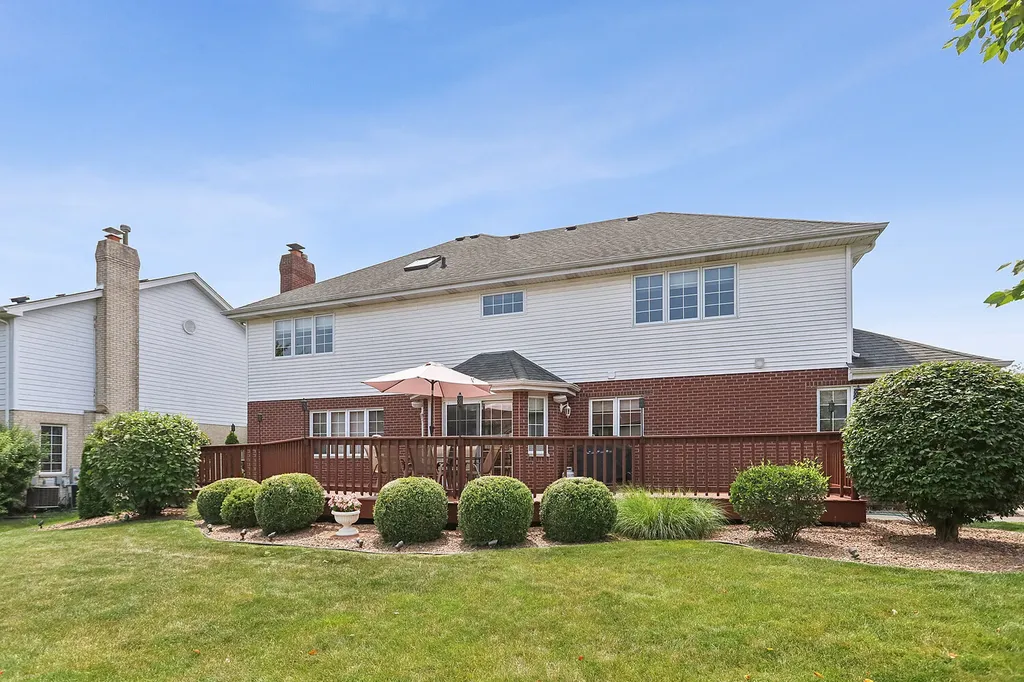 10536 Pentagon Drive Orland Park IL 60467