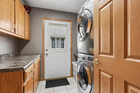 10536 Pentagon Drive Orland Park IL 60467