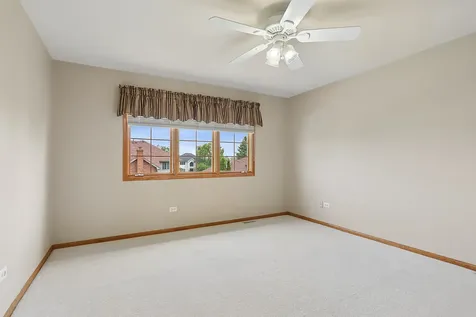 10536 Pentagon Drive Orland Park IL 60467