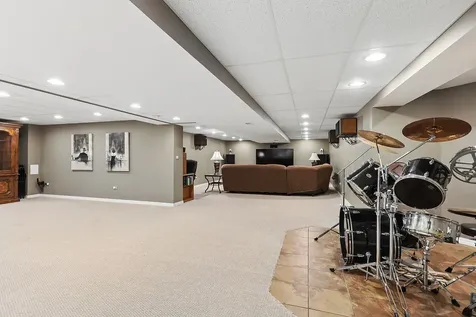 10536 Pentagon Drive Orland Park IL 60467