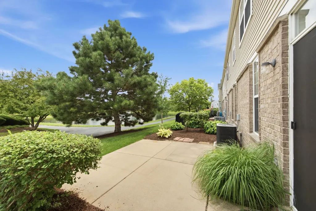 5009 Corning Court Plainfield IL 60586
