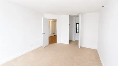 10 East Ontario Street Chicago IL 60611