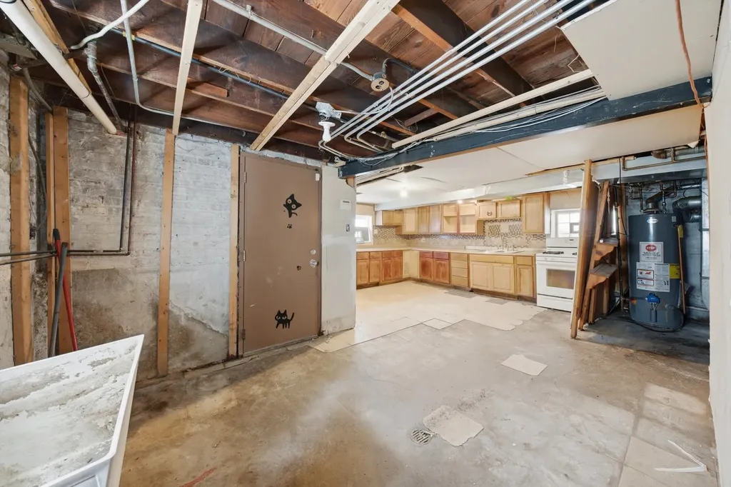 9250 South Ada Street Chicago IL 60620