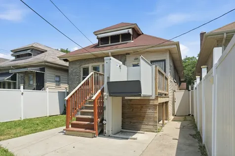 9250 South Ada Street Chicago IL 60620