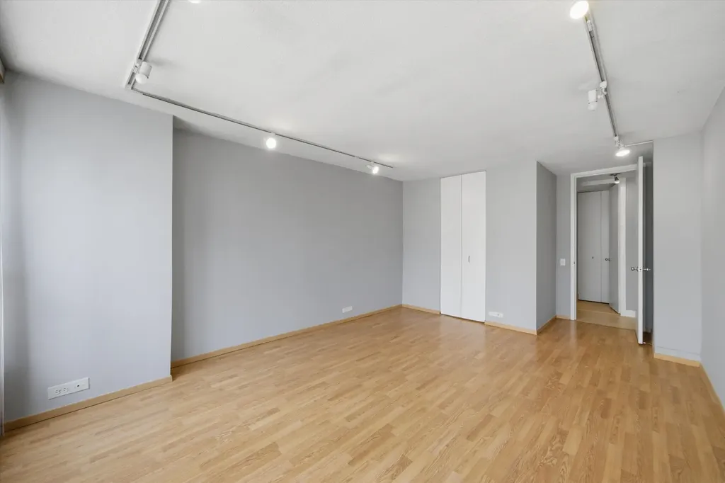 405 North Wabash Avenue Chicago IL 60611
