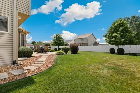 1196 Fawn Circle Manteno IL 60950