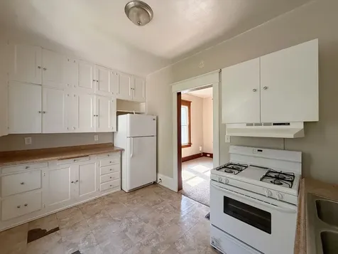 3325 7 1/2 Avenue Rock Island IL 61201
