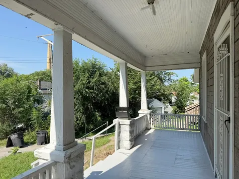 3325 7 1/2 Avenue Rock Island IL 61201