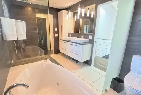 2519 Parkwood Lane Des Plaines IL 60018