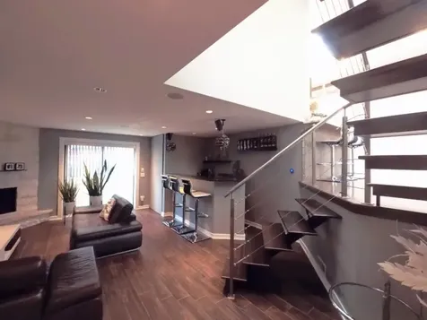 2519 Parkwood Lane Des Plaines IL 60018