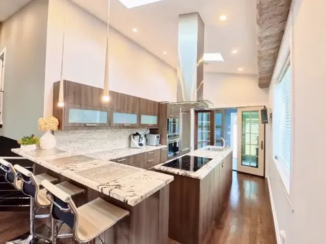 2519 Parkwood Lane Des Plaines IL 60018