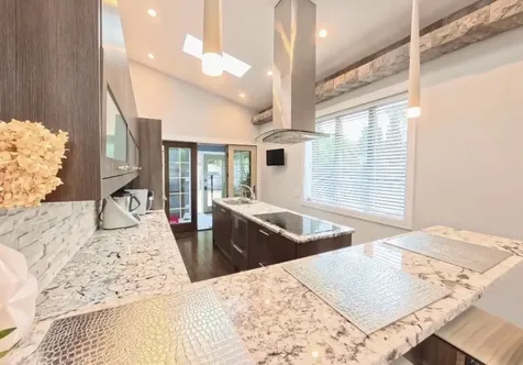 2519 Parkwood Lane Des Plaines IL 60018