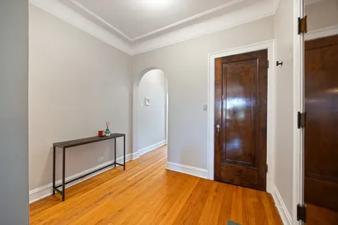 338 South East Avenue Oak Park IL 60302
