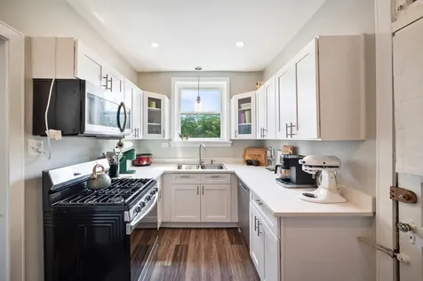 338 South East Avenue Oak Park IL 60302