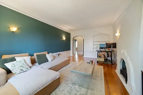 338 South East Avenue Oak Park IL 60302