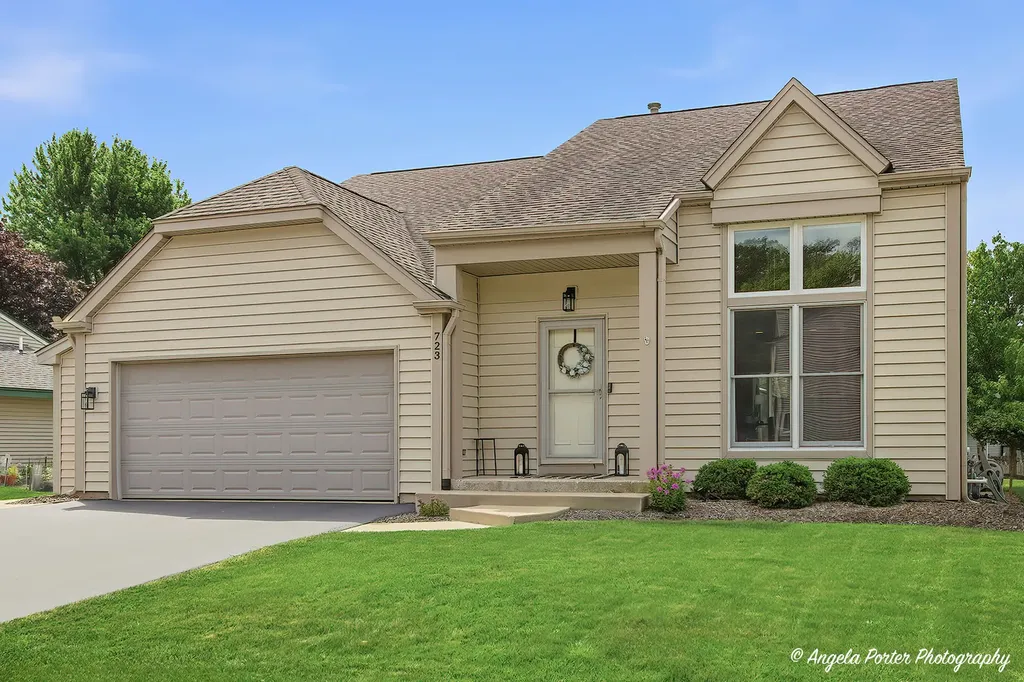 723 Edelweiss Drive Lake Zurich IL 60047