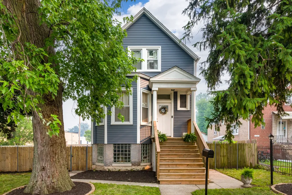 7303 Oakwood Avenue Lyons IL 60534