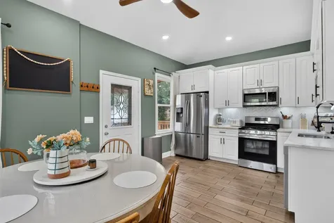 7303 Oakwood Avenue Lyons IL 60534