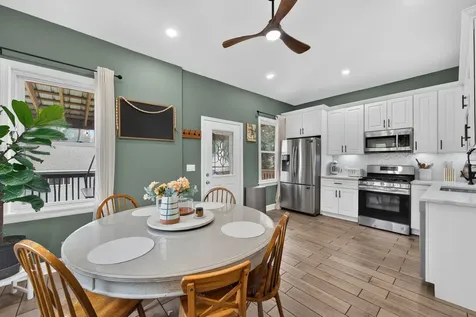 7303 Oakwood Avenue Lyons IL 60534