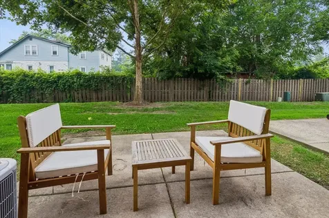 2419 Birch Street Des Plaines IL 60018
