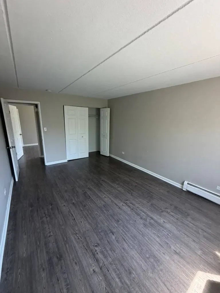 281 Shorewood Drive Glendale Heights IL 60139