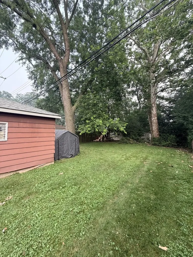 2929 West 85th Street Chicago IL 60652