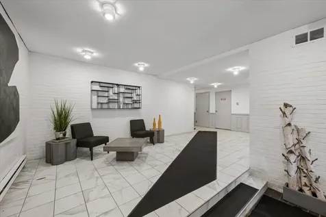 636 West Webster Avenue Chicago IL 60614