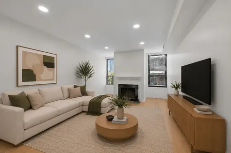 636 West Webster Avenue Chicago IL 60614