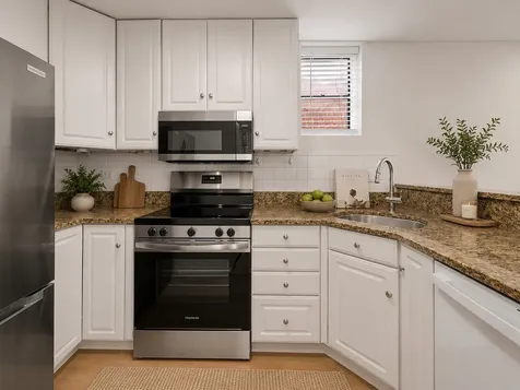 636 West Webster Avenue Chicago IL 60614