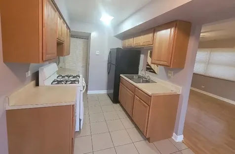 189 Robert Court Bartlett IL 60103