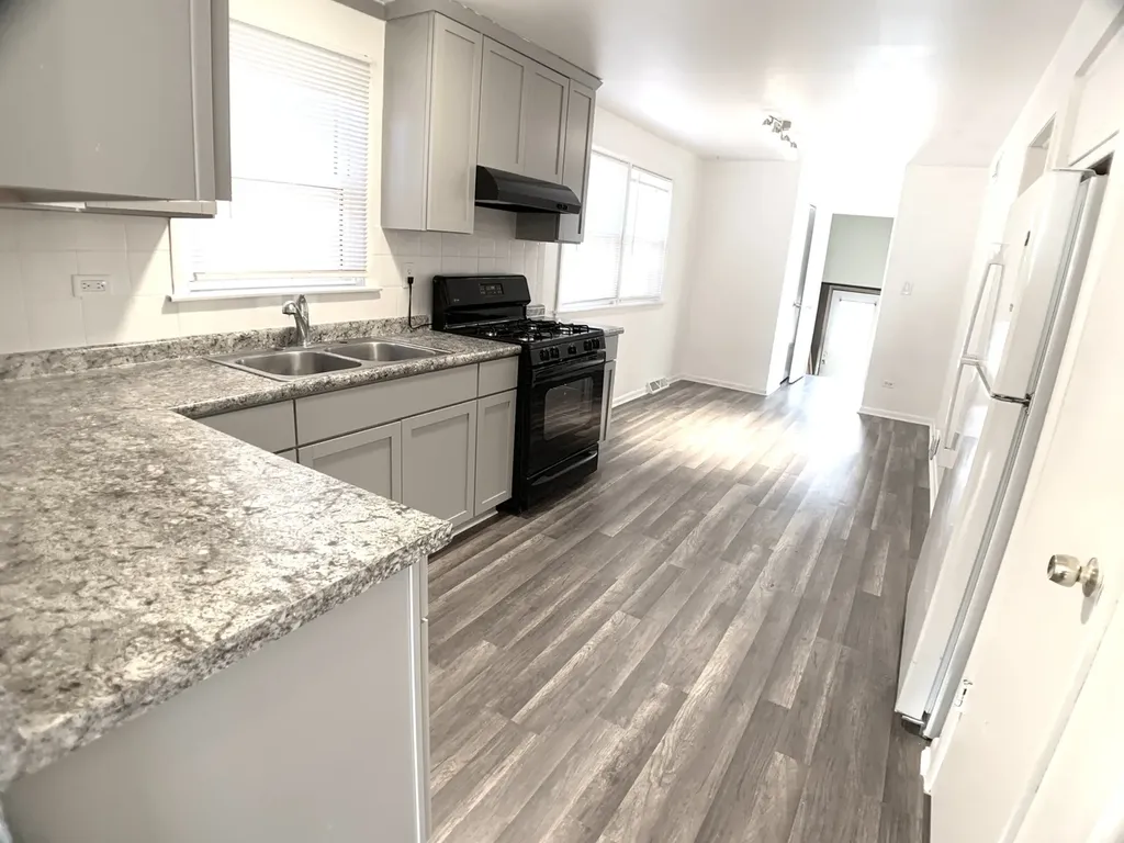 3451 West 38th Street Chicago IL 60632