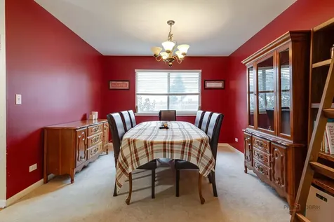 225 Midlane Drive Crystal Lake IL 60012