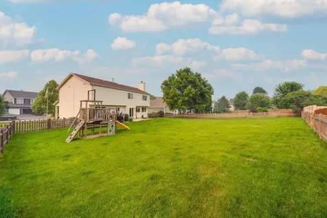 225 Midlane Drive Crystal Lake IL 60012