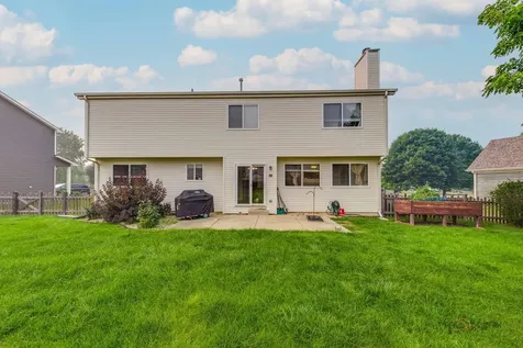 225 Midlane Drive Crystal Lake IL 60012