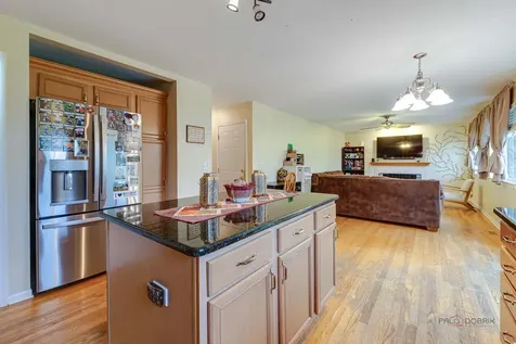 225 Midlane Drive Crystal Lake IL 60012