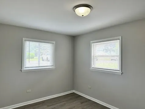 9709 Lorraine Drive Countryside IL 60525