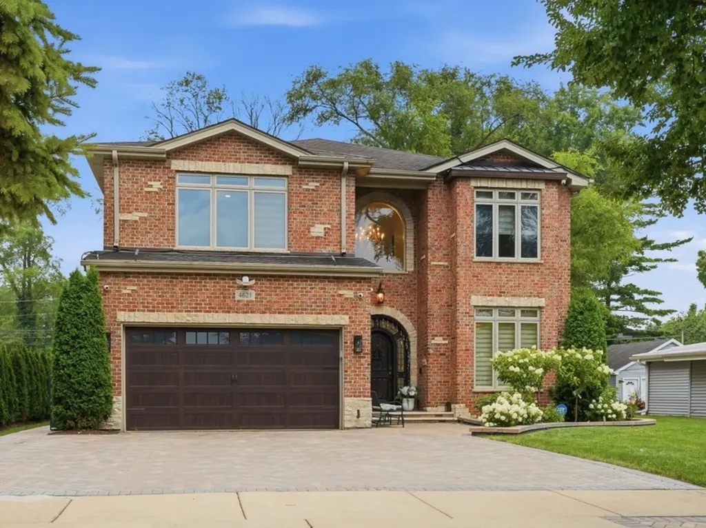 4621 Lilac Avenue Glenview IL 60025